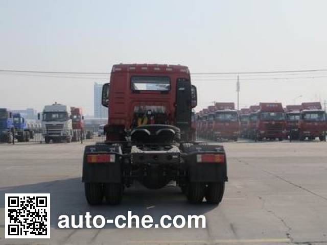 Shacman dangerous goods transport tractor unit SX4256GV324W